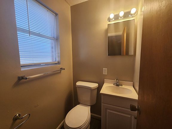 5th image of 127 & 144 Country Village Ln #144-118