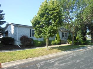 56 Petunia Cir, Matteson, IL 60443