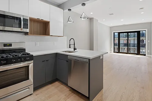 30 E 29th St #3A Photo 1