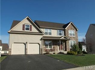 8680 Hampstead Rd, Breinigsville, PA 18031