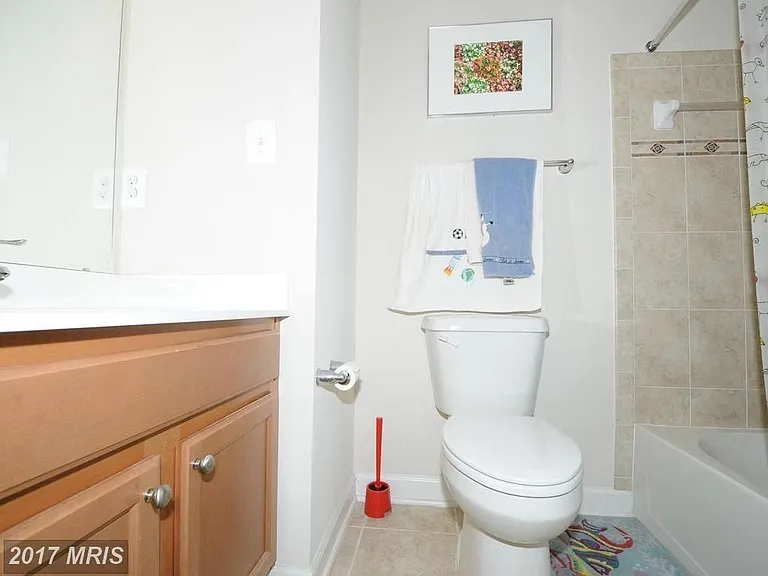 149 Norwich Ln — Photo 22