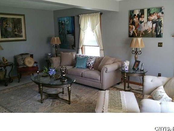 3rd image of 8597 Bayview Dr
