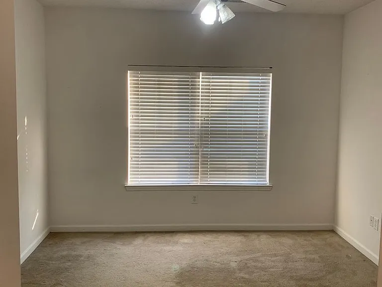 Lumpkin Place II Apartments — Photo 24