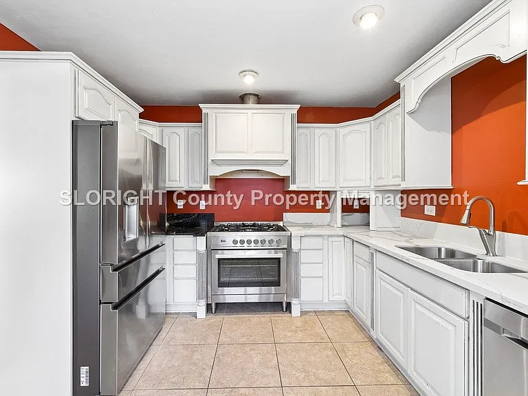 133 N Tassajara Dr — Photo 12