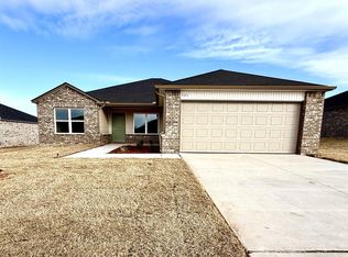 521 Hillsboro Rd, Noble, OK 73068