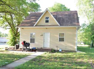 502 Walnut St, Americus, KS 66835