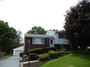 110 Satellite Dr, Freedom, PA