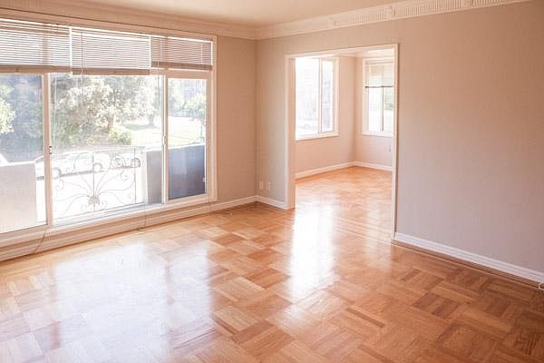 1st image of 988 Anza St