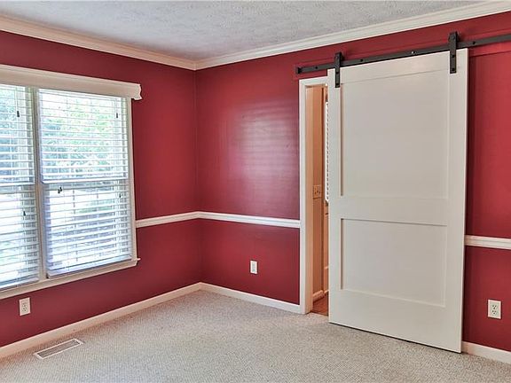 4th image of 4509 Pine Hill Ter NE