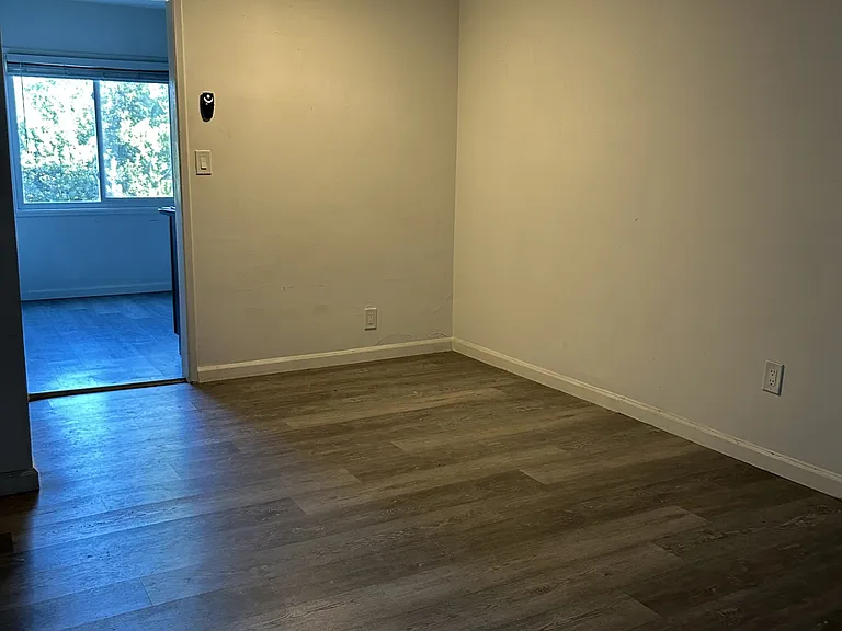 4232 Ethel Ave — Photo 13