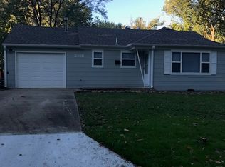 2316 SW 26th Dr, Topeka, KS 66611