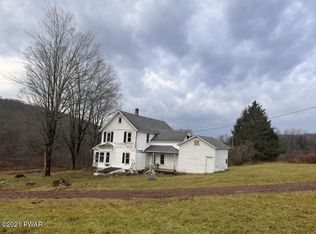 6 Gills Hill Rd, Equinunk, PA 18417
