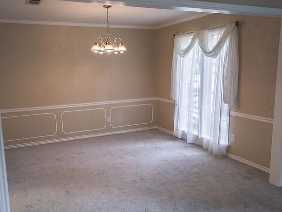 3rd image of 15530 Baybrook Dr