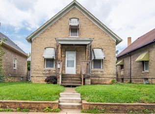 1438 Summit Ave, Racine, WI 53404