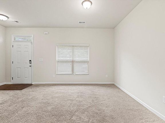 3rd image of 3021 Spring Creek Drive