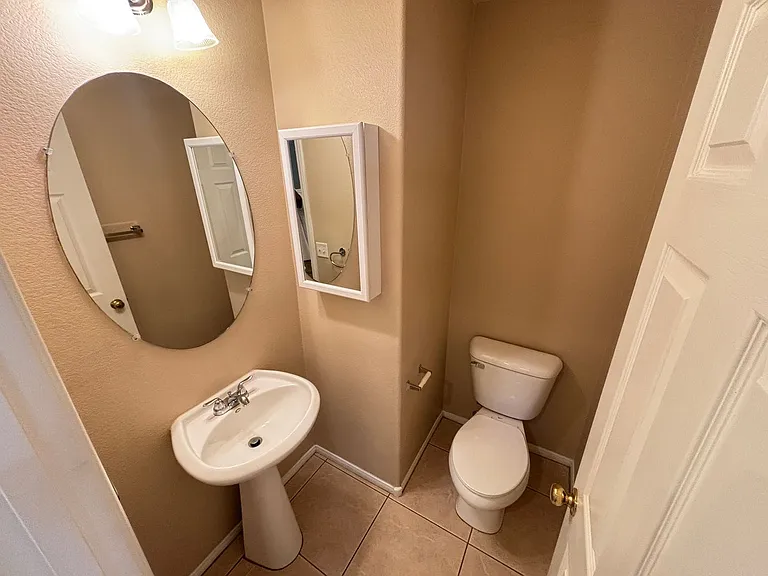 5052 Diamond Ranch Ave — Photo 15