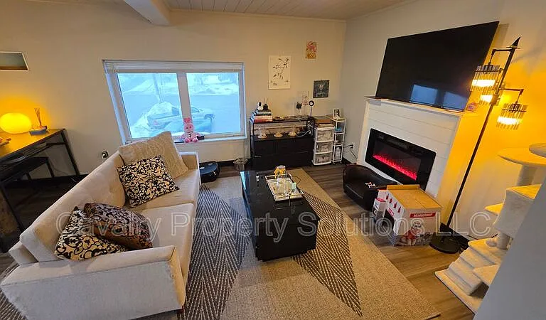 3947 E Calvary Rd #208 — Photo 5
