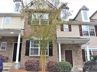 8748 Twined Creek Ln, Charlotte, NC 28227