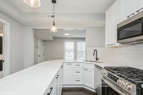 2206 N Talman Ave #CH2 Photo 1