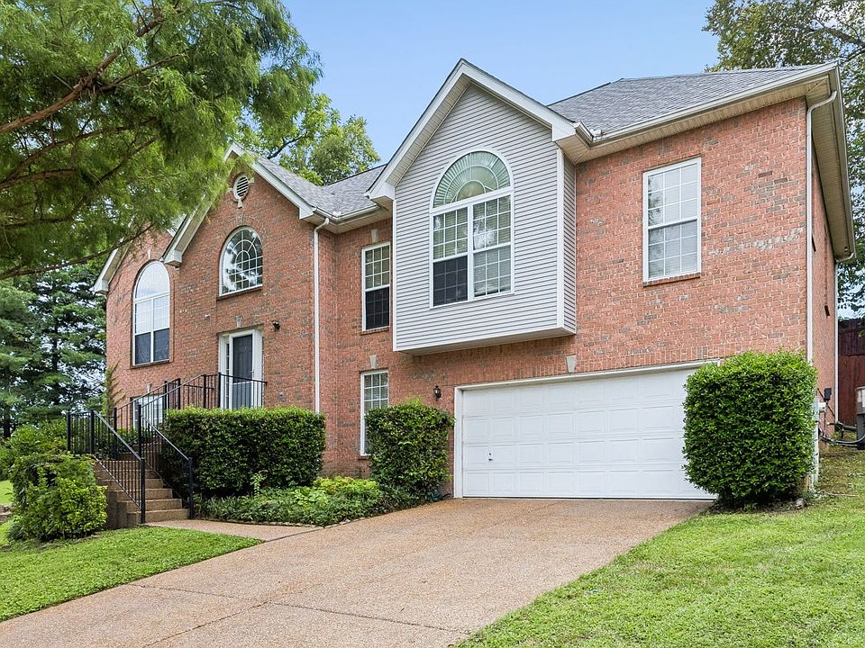 1st image of 113 Autumn Oaks Ct