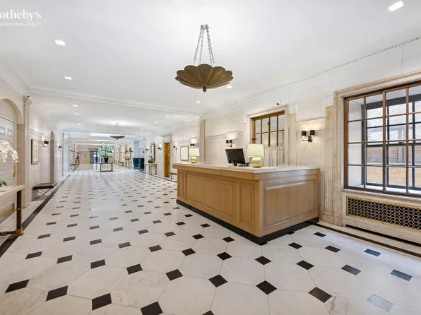 141 East 88th Street image 21 of 23