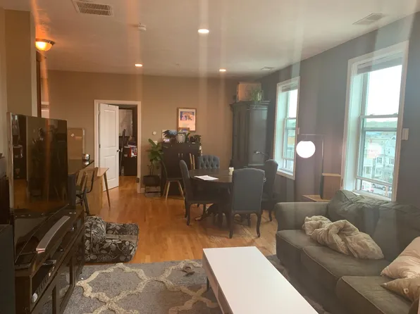100 Fellsway W, Somerville, MA