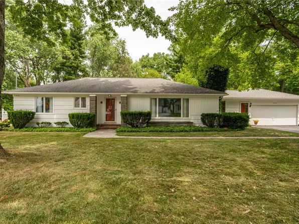 848 Hinchey Rd, Rochester, NY 14624