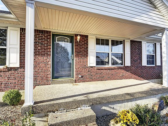 4th image of 425 Tecumseh Dr