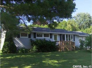 103 Daniels Dr, Canastota, NY 13032