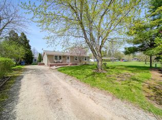 186 Harris Dr, Cement City, MI 49233