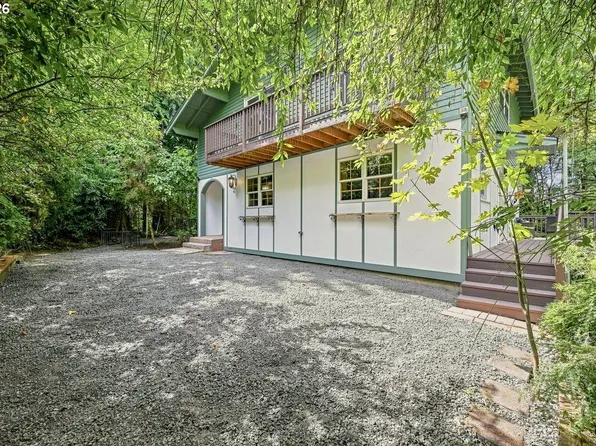22560 SW Chapman Rd, Sherwood, OR 97140