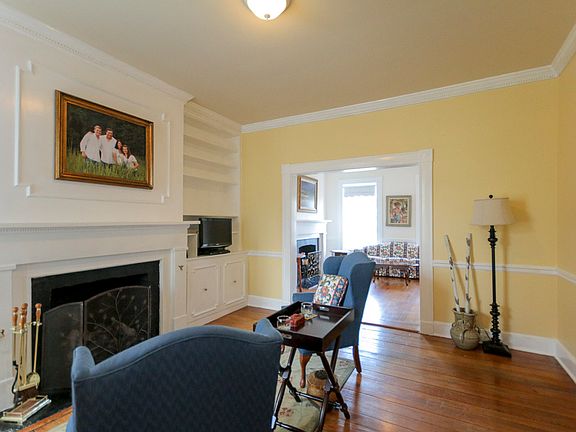 5th image of 136 Caroline St