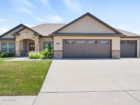 14678 Mettler Dr, Hallsville, MO 65255