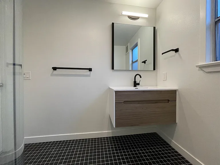 229 Granada Ave #3 — Photo 6