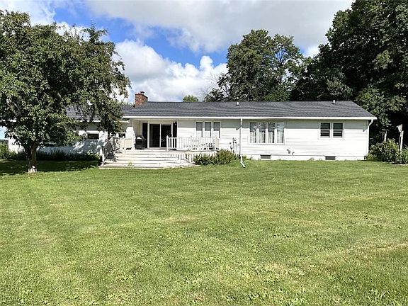 5th image of 812 Oak Street