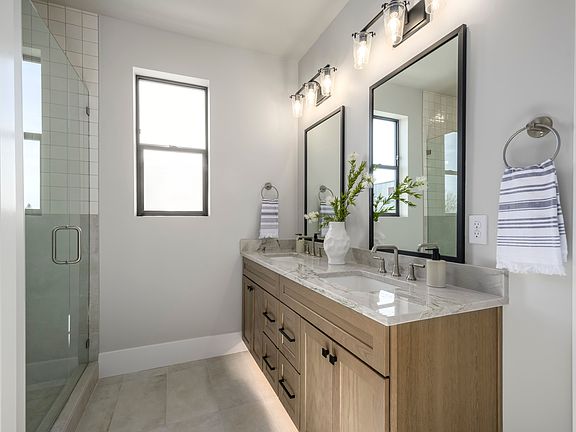 5th image of 4975 S Cajon Ln #16