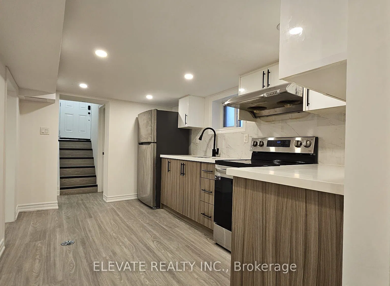 4 bed, $2,200 — Photo 3