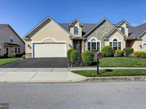 1282 Yarmouth Ln, New Cumberland, PA 17070