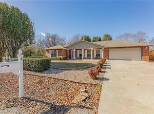 4 Cowgur Ln, Bella Vista, AR 72715
