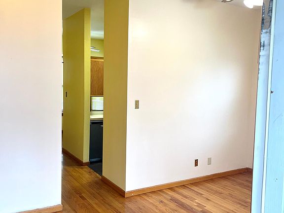5th image of 1201 Hadley St