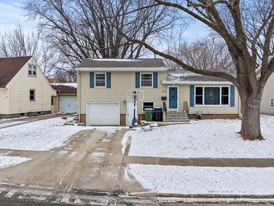 215 N Hill St, Marshall, MN, 56258
