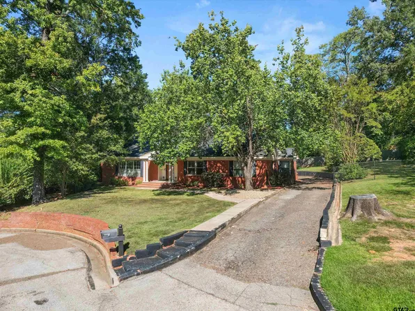 6 Lindsey Ln, Longview, TX 75601