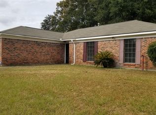 1616 Carlisle Dr E, Mobile, AL 36618