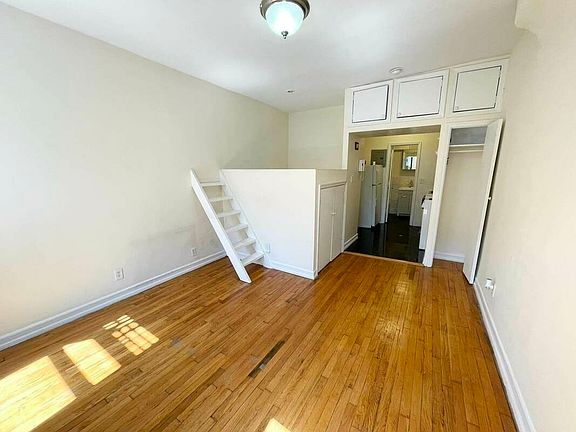 4th image of 339 E 81st St APT 4