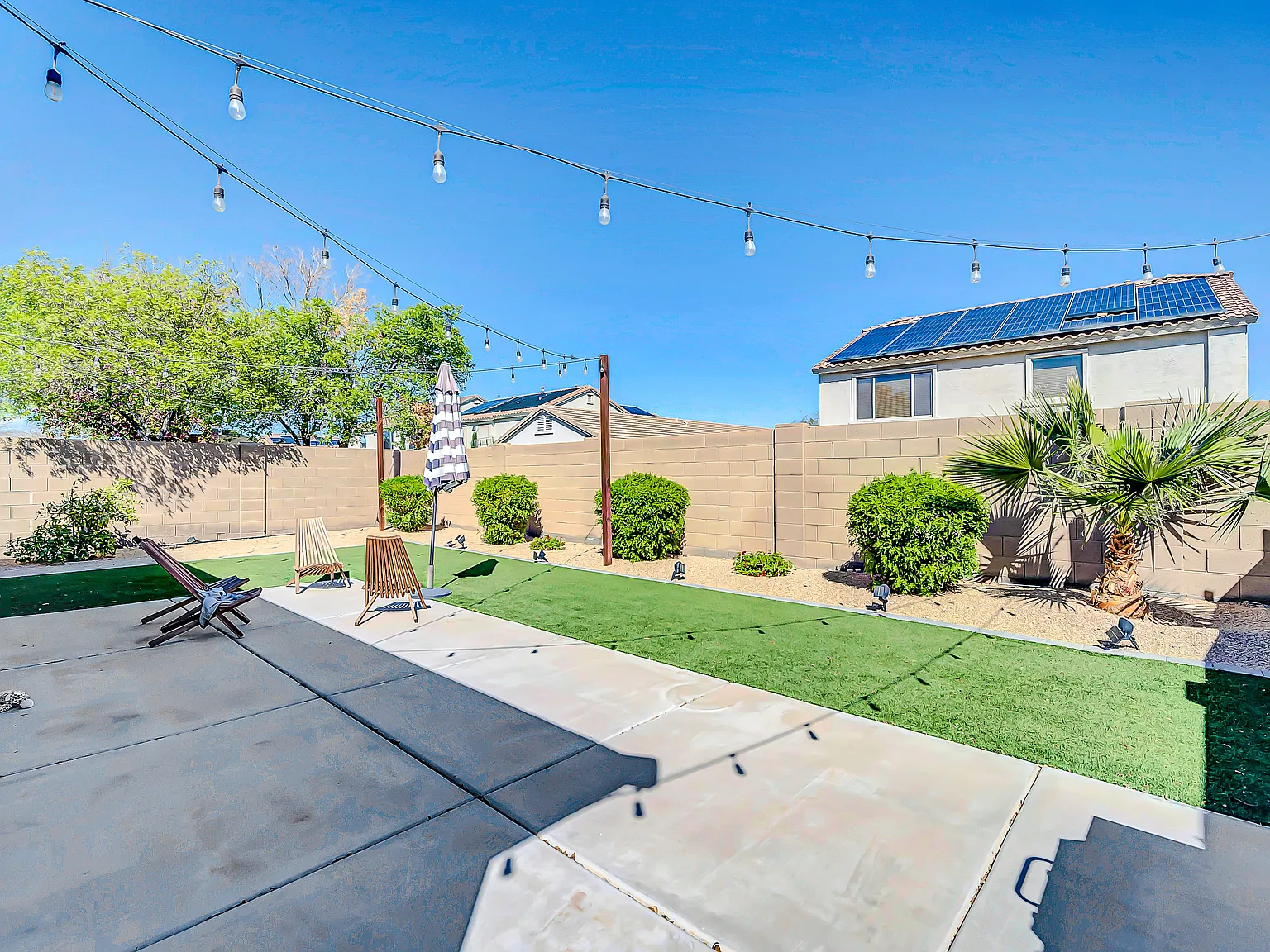 4 bed, 1818 sqft, $2,275 — Photo 3