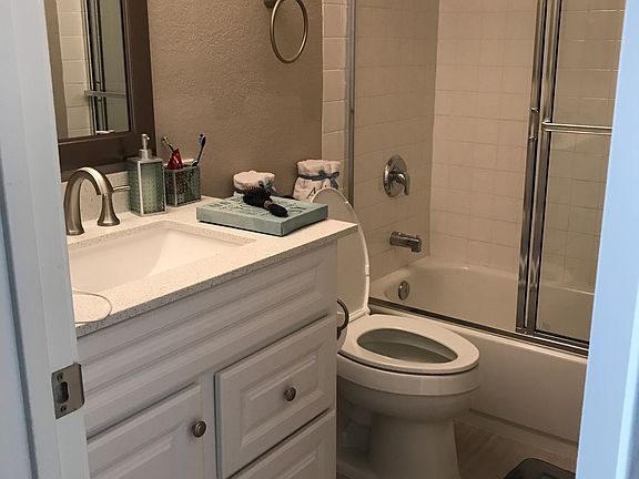 Newly Renovated Powder Bath