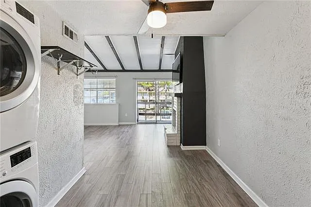 2305 Cleary Ave #209 — Photo 9
