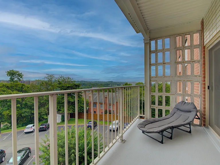 5250 Valley Forge Dr #407 — Photo 9