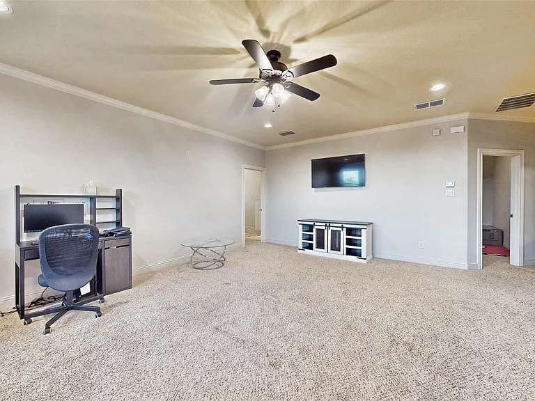 1641 Hidden Bluff Ct — Photo 22