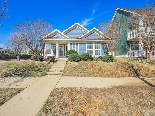 1201 Hayden Ln, Aubrey, TX 76227